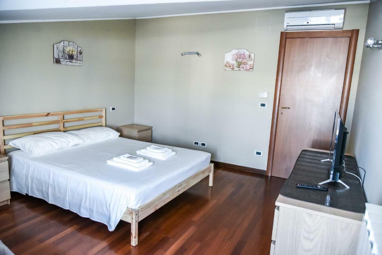 Attic Aries Apartment Montesilvano Ngoại thất bức ảnh
