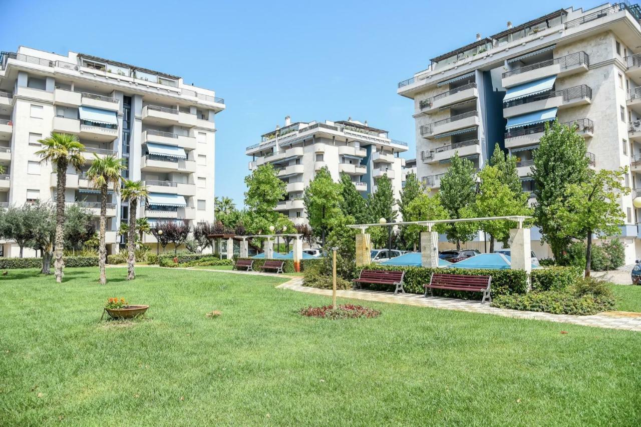 Attic Aries Apartment Montesilvano Ngoại thất bức ảnh