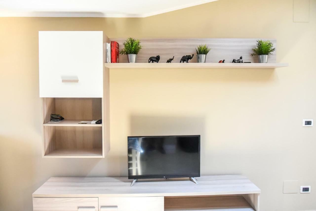 Attic Aries Apartment Montesilvano Ngoại thất bức ảnh